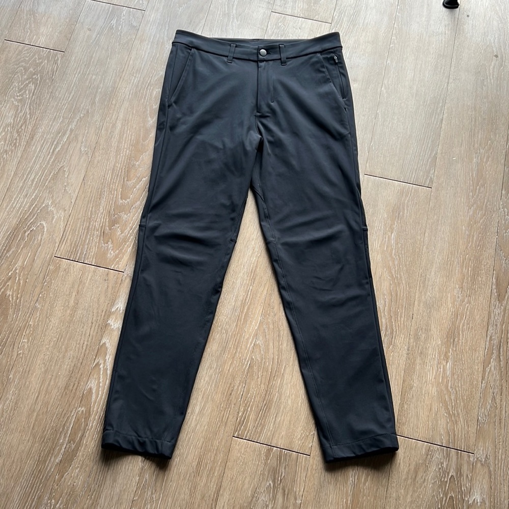 Lululemon Commission Pants Slim Fit 30 waist